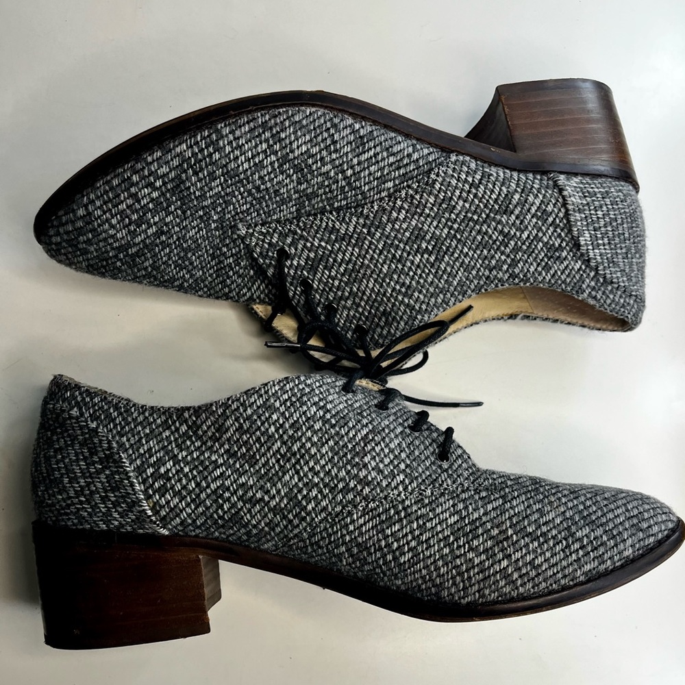 Women’s Louise et Cie Gray Heeled Dress Shoes Size 8.5 (38.5)